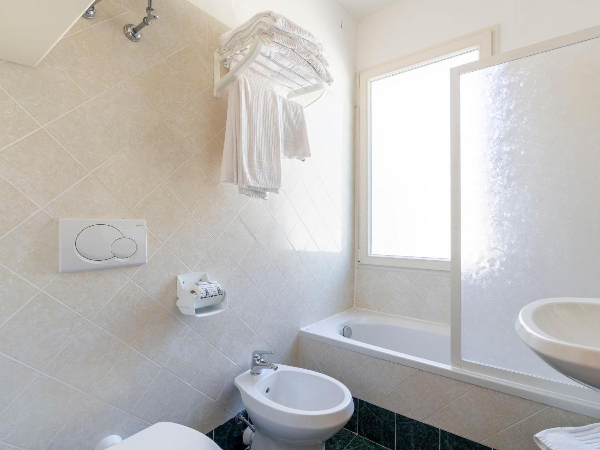 Apartment Borgoverde-2 By Interhome Imperia Dış mekan fotoğraf