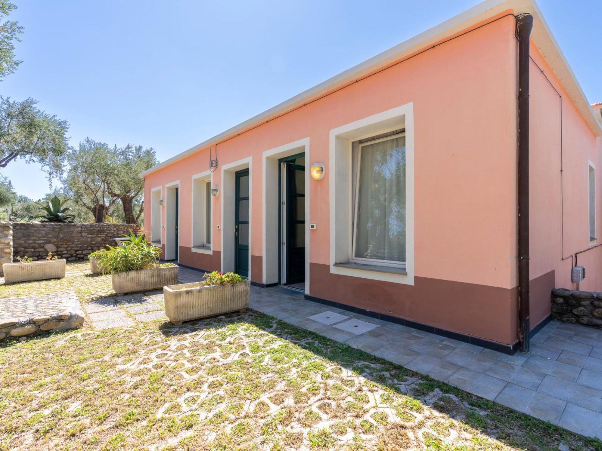 Apartment Borgoverde-2 By Interhome Imperia Dış mekan fotoğraf