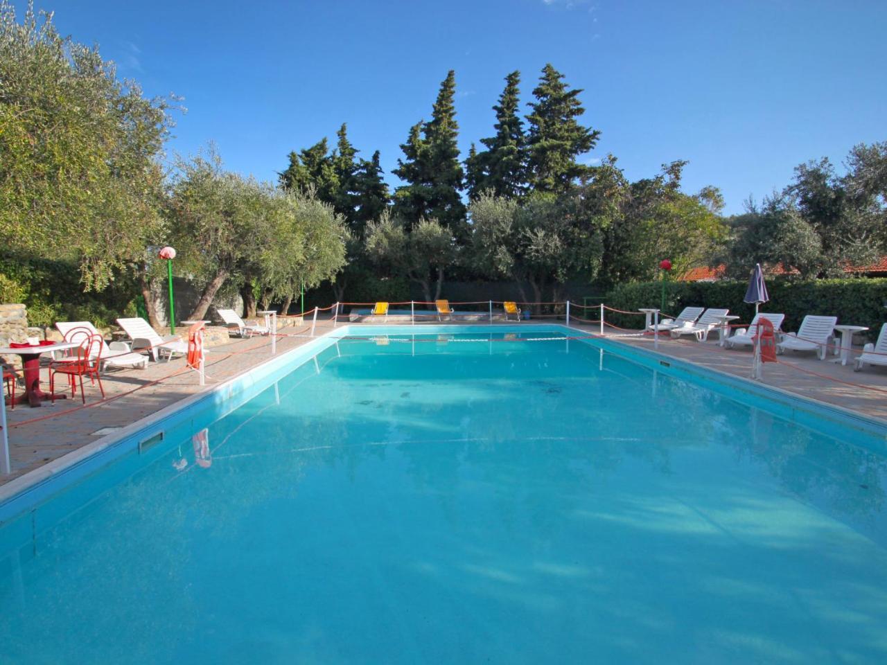 Apartment Borgoverde-2 By Interhome Imperia Dış mekan fotoğraf